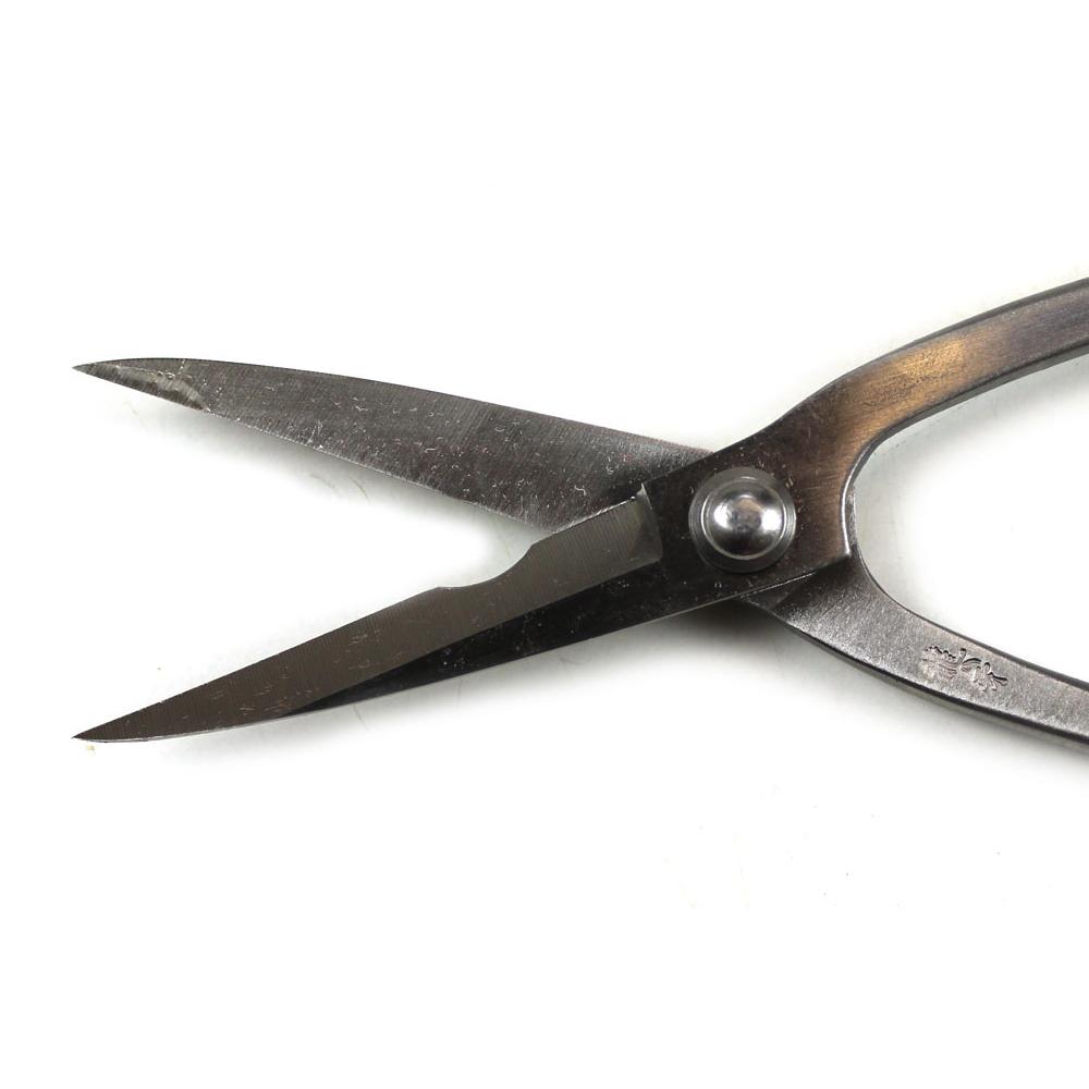 Tijera 3 en 1 210 mm inox. RYUGA