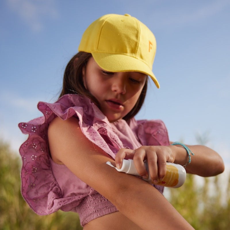 Krem przeciwsłoneczny o wysokim stopniu ochrony SPF 50+ Freshly Cosmetics WOW Size 100 ml