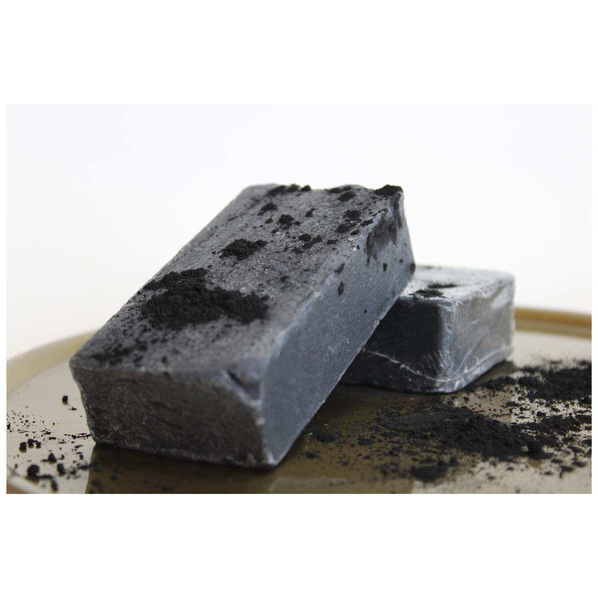 Sapone naturale a base di olio di oliva e carbone attivo 100 g