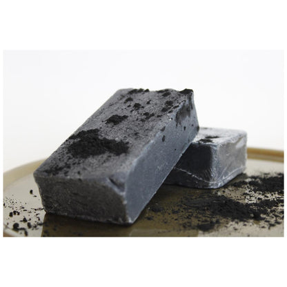 Sapone naturale a base di olio di oliva e carbone attivo 100 g